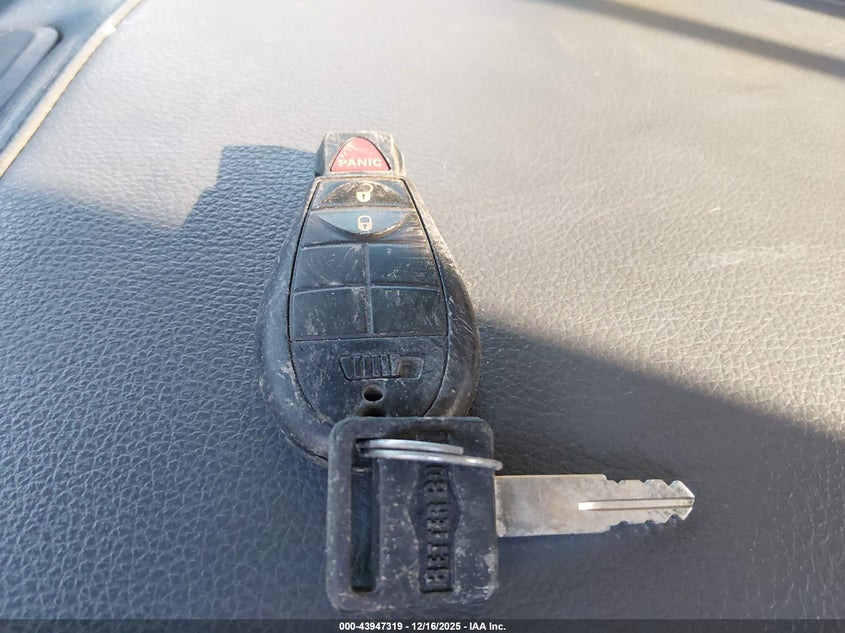 1C6RR6GT0JS304023 2018 RAM 1500 photo no. 11