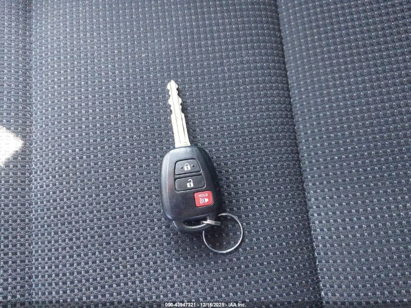 2017 Toyota Rav4 Xle VIN: 2T3RFREV3HW641178 Lot: 43947321