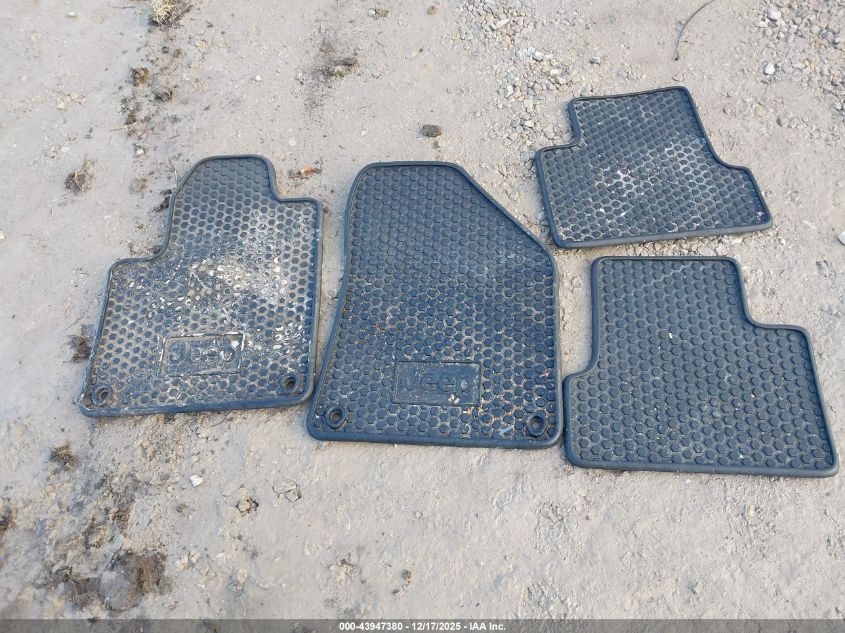 2017 Jeep Cherokee Trailhawk L Plus 4X4 VIN: 1C4PJMBS7HD220676 Lot: 43947380