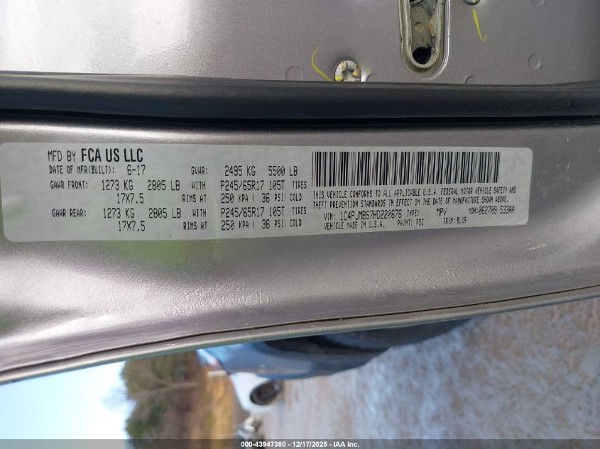 2017 Jeep Cherokee Trailhawk L Plus 4X4 VIN: 1C4PJMBS7HD220676 Lot: 43947380