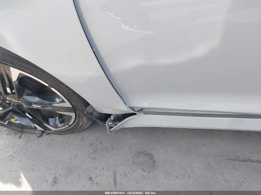 2024 Kia K5 Gt-Line VIN: 5XXG64J24RG258439 Lot: 43947414