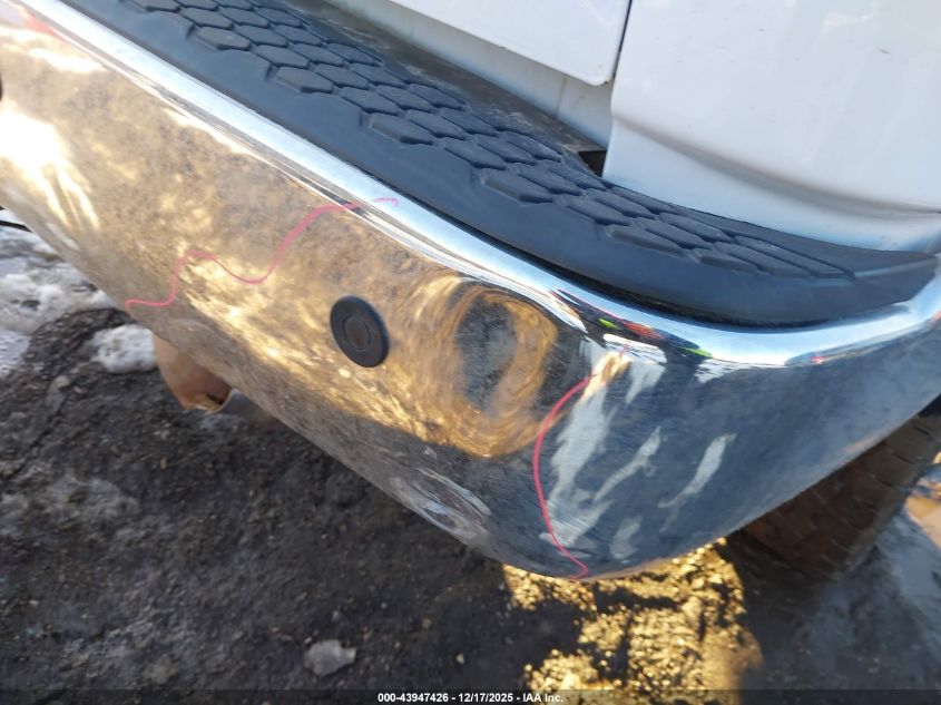 2017 Ram 2500 Slt 4X4 6'4 Box VIN: 3C6UR5DL3HG725440 Lot: 43947426