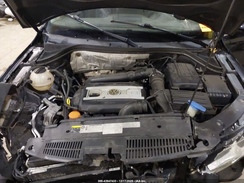 2017 Volkswagen Tiguan 2.0T Wolfsburg Edition VIN: WVGRV7AXXHK005683 Lot: 43947433