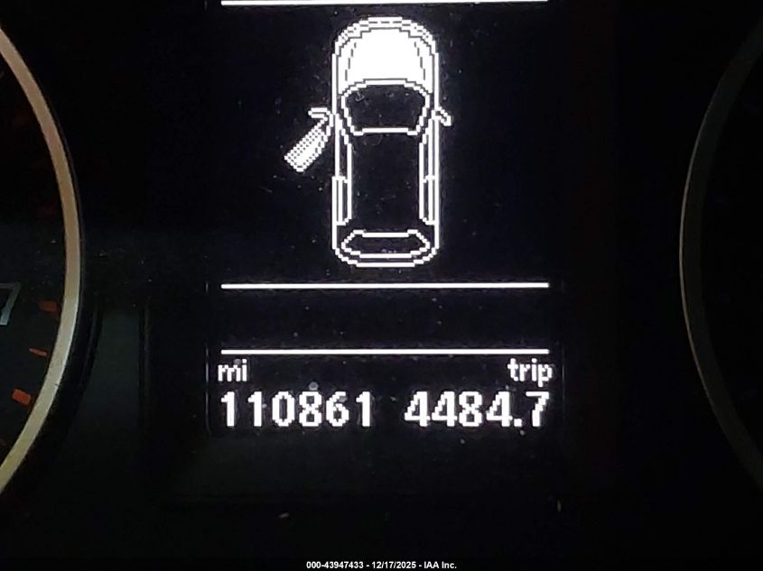 2017 Volkswagen Tiguan 2.0T Wolfsburg Edition VIN: WVGRV7AXXHK005683 Lot: 43947433