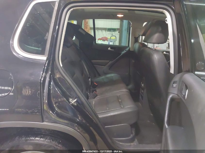 2017 Volkswagen Tiguan 2.0T Wolfsburg Edition VIN: WVGRV7AXXHK005683 Lot: 43947433