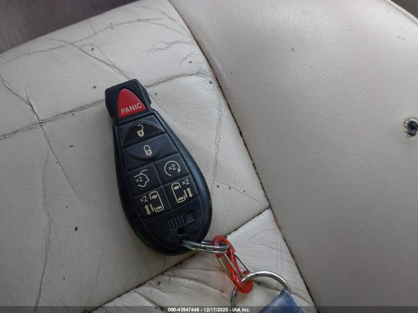 2010 Chrysler Town & Country New Limited VIN: 2A4RR7DX1AR369982 Lot: 43947446