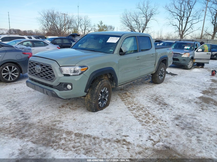 3TMCZ5AN7PM578890 2023 TOYOTA TACOMA photo no. 2