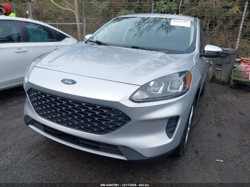 2020 Ford Escape S VIN: 1FMCU0F62LUA22703 Lot: 43947561