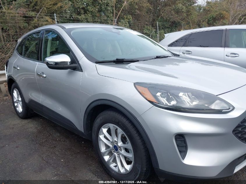 2020 Ford Escape S VIN: 1FMCU0F62LUA22703 Lot: 43947561