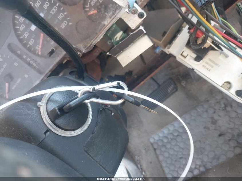 1994 Dodge Ram 1500 VIN: 3B7HC16Y5RM547417 Lot: 43947580