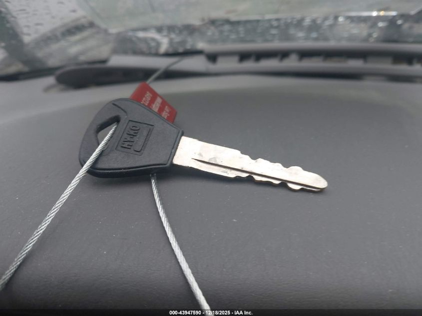 2002 Ford Escort Fleet VIN: 3FAFP13P82R140942 Lot: 43947590