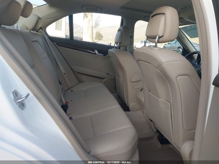 2014 Mercedes-Benz C-Class C 250 Sport VIN: WDDGF4HB4ER312003 Lot: 43947624