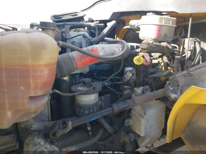 2004 International 4000 4300 VIN: 1HTMMAAM44H617800 Lot: 43947630