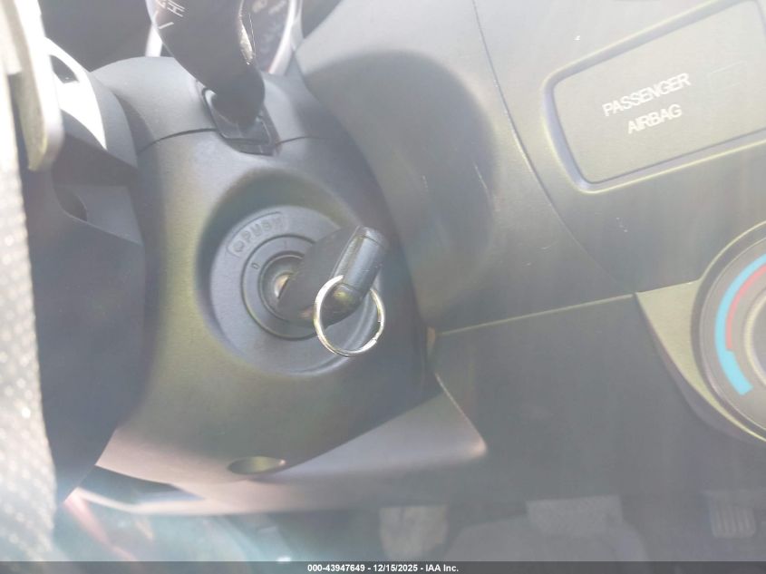 2007 Honda Fit Sport VIN: JHMGD386X7S012098 Lot: 43947649