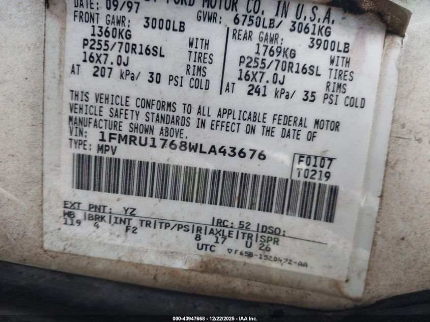 1998 Ford Expedition Eddie Bauer/Xlt VIN: 1FMRU1768WLA43676 Lot: 43947668