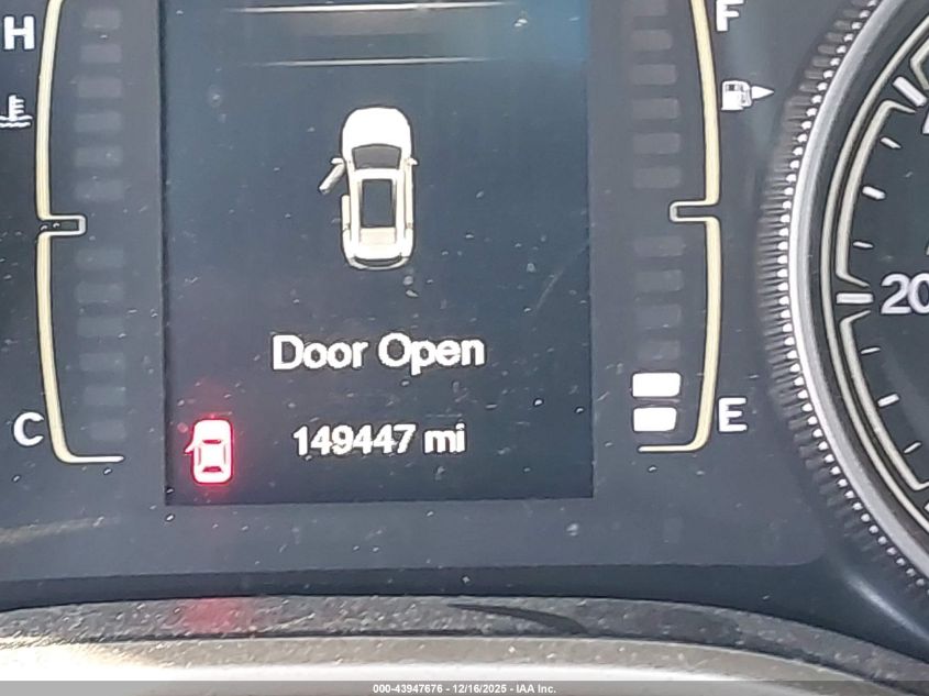 2015 Jeep Cherokee Latitude VIN: 1C4PJMCS9FW756948 Lot: 43947676