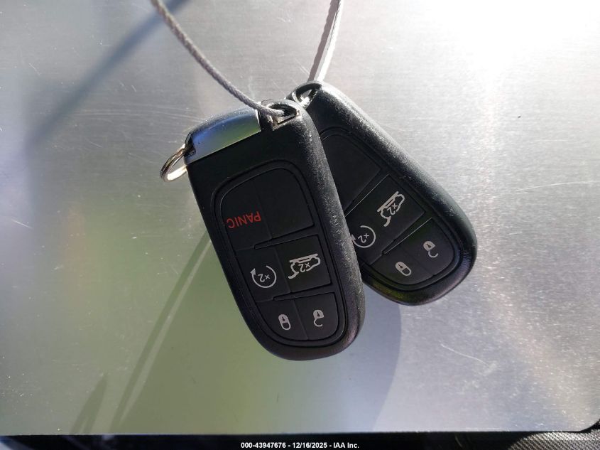 2015 Jeep Cherokee Latitude VIN: 1C4PJMCS9FW756948 Lot: 43947676