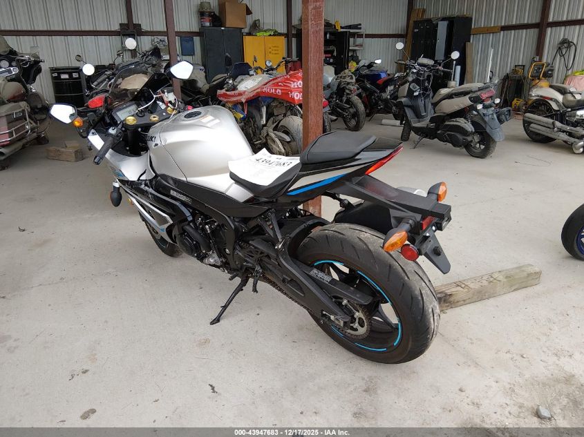 2025 Suzuki Gsx-R1000 VIN: JS1DM11B3S7100495 Lot: 43947683