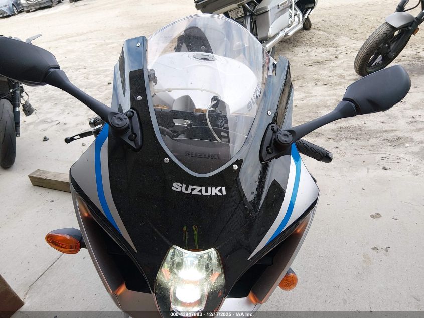 2025 Suzuki Gsx-R1000 VIN: JS1DM11B3S7100495 Lot: 43947683