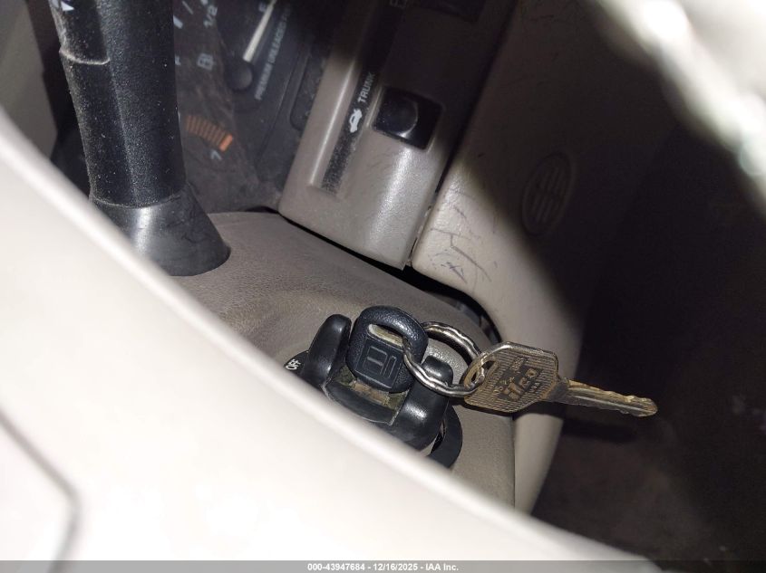 1999 Oldsmobile Aurora VIN: 1G3GR62C5X4104923 Lot: 43947684