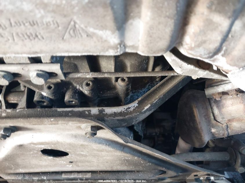 2000 Porsche Boxster S VIN: WP0CB2984YU664415 Lot: 43947693