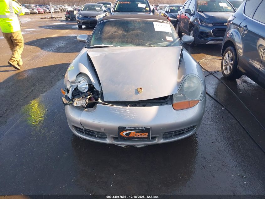 2000 Porsche Boxster S VIN: WP0CB2984YU664415 Lot: 43947693