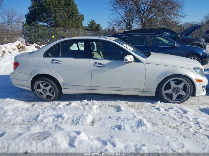 2013 Mercedes-Benz C 300 Sport 4Matic VIN: WDDGF8AB6DR281949 Lot: 43947708