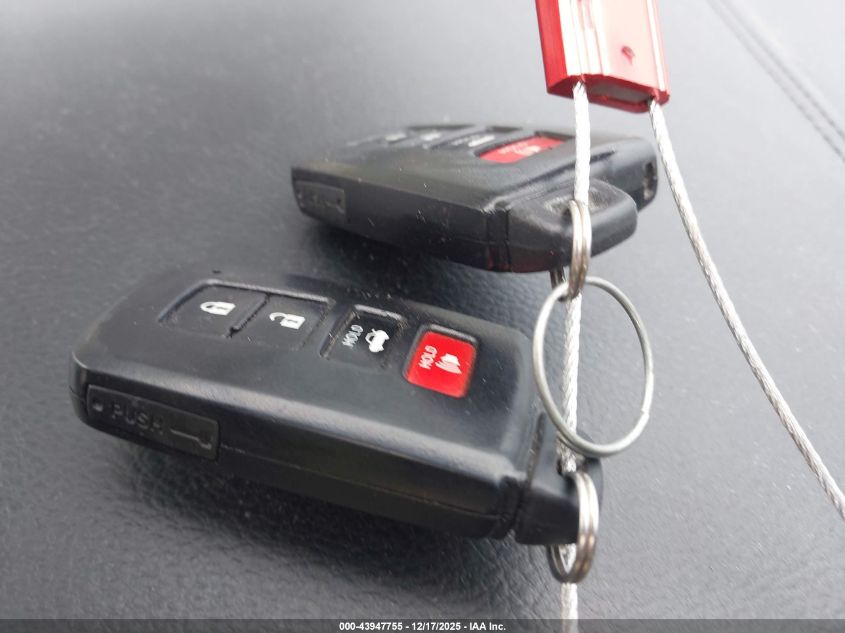 2013 Toyota Avalon Limited VIN: 4T1BK1EB9DU062770 Lot: 43947755