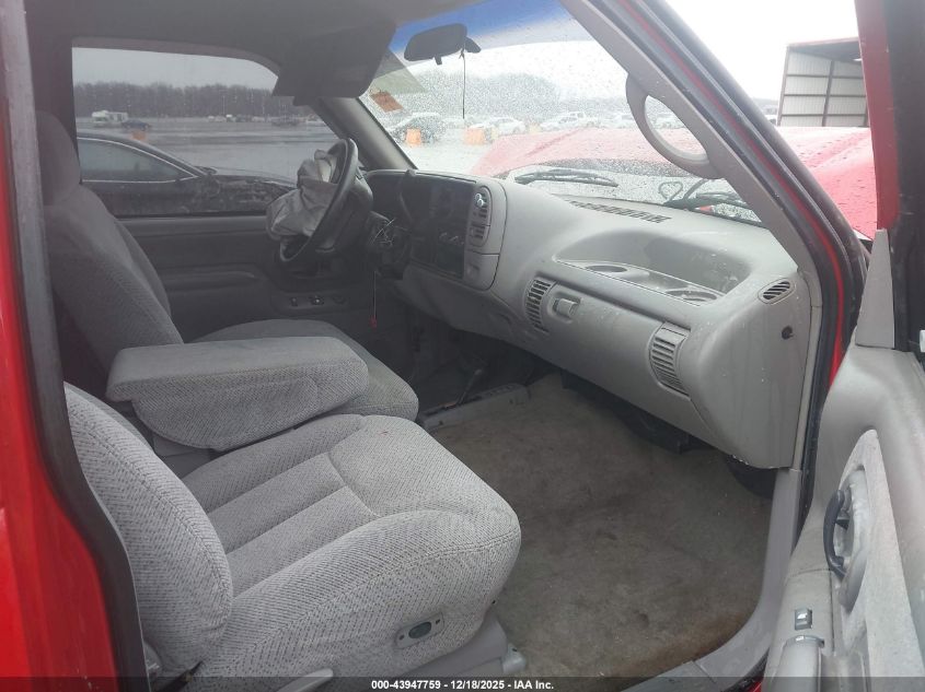 1996 Chevrolet Gmt-400 K1500 VIN: 2GCEK19MXT1114446 Lot: 43947759