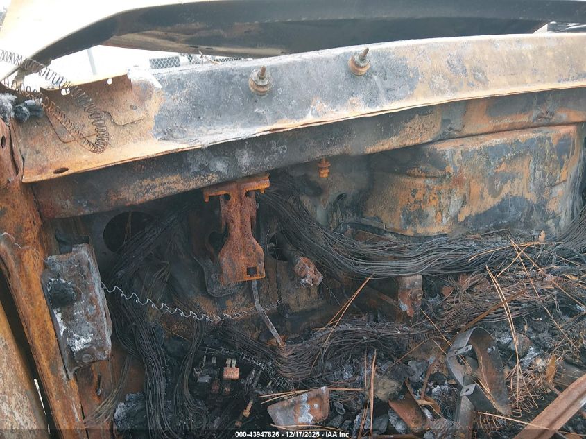 2002 Jeep Grand Cherokee Limited VIN: 1J4GW58N52C230977 Lot: 43947826