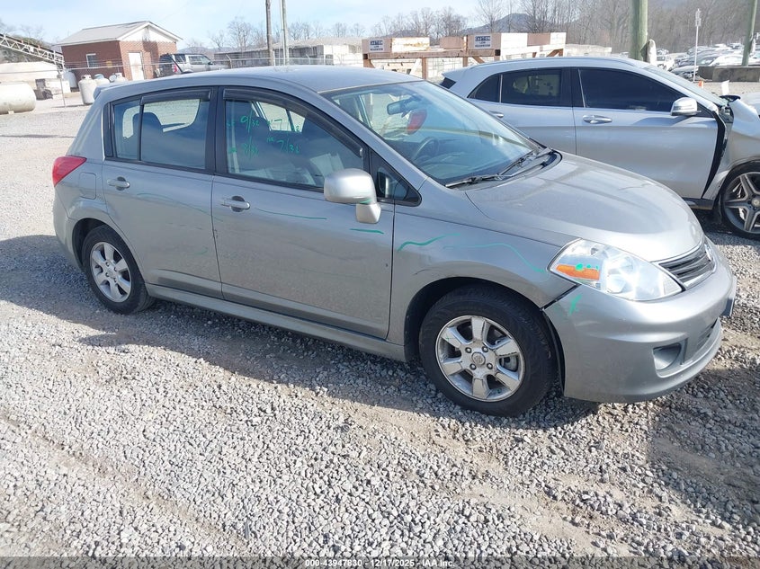 2011 Nissan Versa 1.8Sl