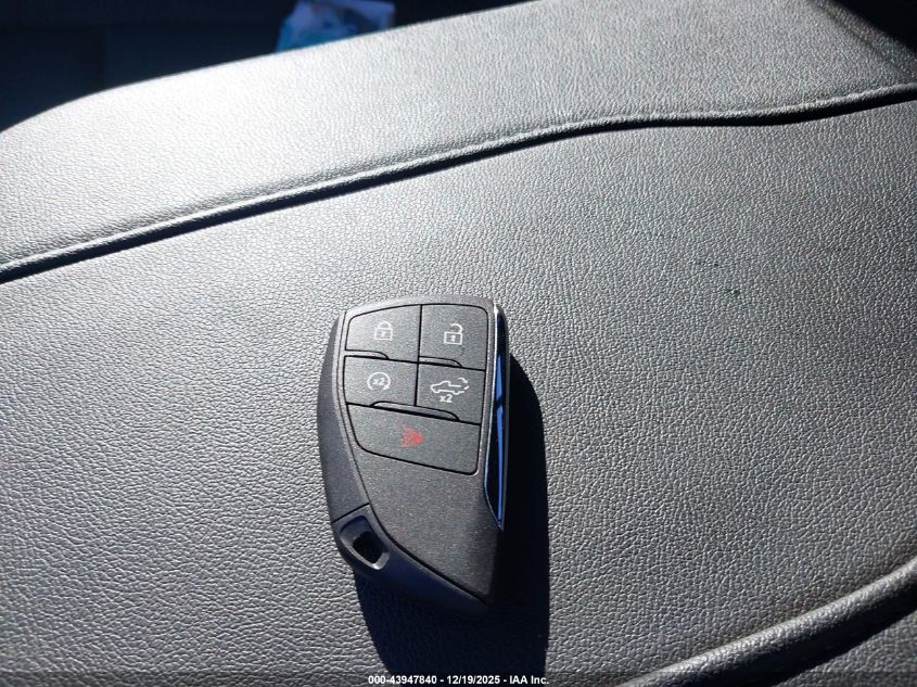 2025 Chevrolet Silverado 4Wd Short Bed Lt Trail Boss/4Wd Standard Bed Lt Trail Boss VIN: 3GCUKFE89SG47416 Lot: 43947840