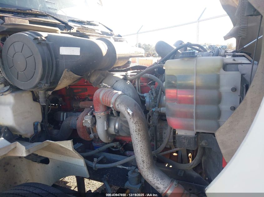 2006 International 9400 9400I VIN: 2HSCNAPR96C357419 Lot: 43947858