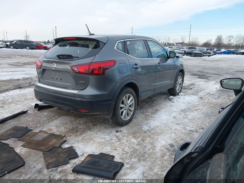 2018 Nissan Rogue Sport S