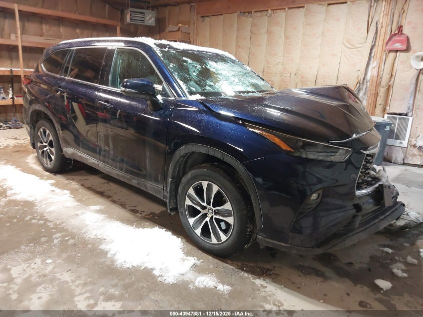 TOYOTA HIGHLANDER XLE