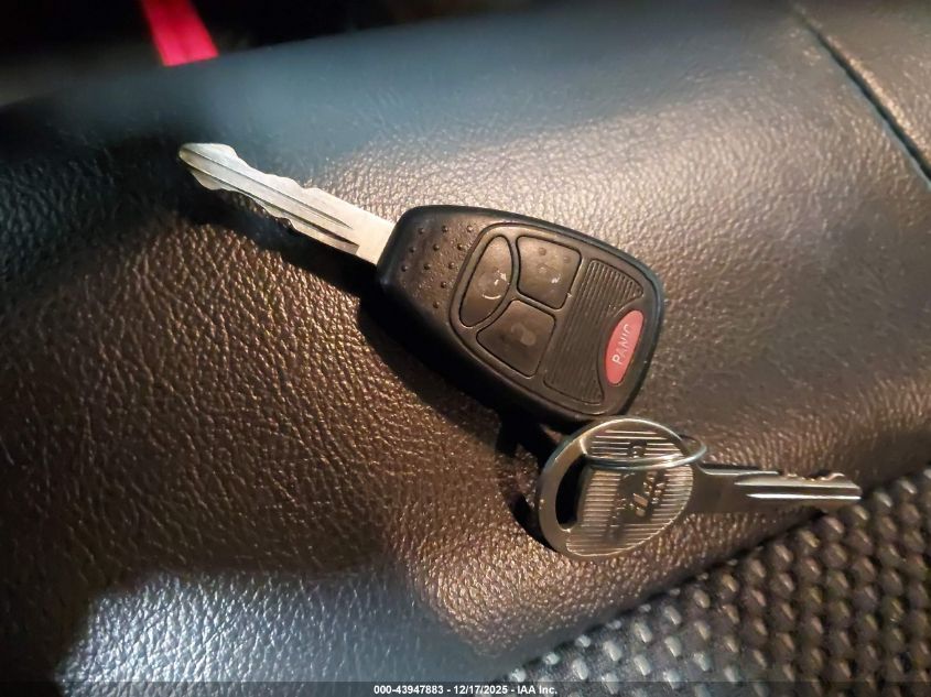 2016 Jeep Compass Latitude VIN: 1C4NJCEA8GD766812 Lot: 43947883