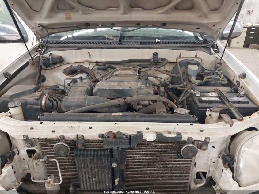 2000 Toyota Tundra Sr5 V8 VIN: 5TBBT4411YS018244 Lot: 43947902