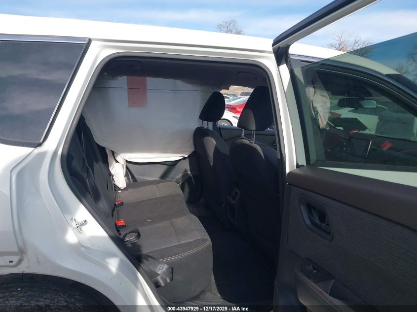 2022 Nissan Rogue S Fwd VIN: 5N1BT3AA5NC685364 Lot: 43947929