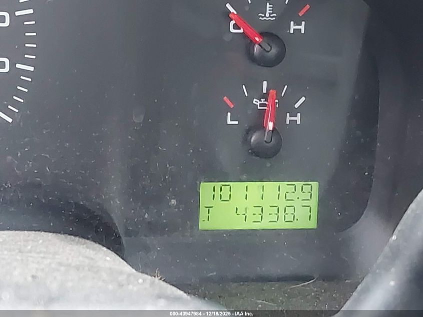 2005 Ford F-150 Stx/Xl/Xlt VIN: 1FTRF12275NB10452 Lot: 43947984