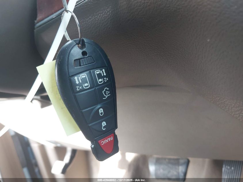 2013 Chrysler Town & Country Touring VIN: 2C4RC1BG0DR792838 Lot: 43948002