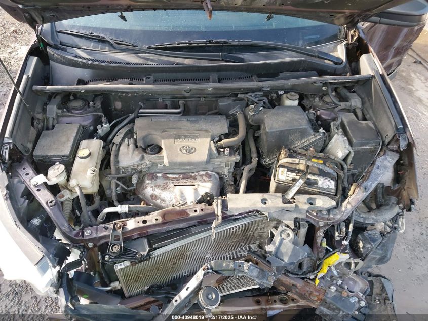 2018 Toyota Rav4 Le VIN: 2T3BFREV0JW805252 Lot: 43948019