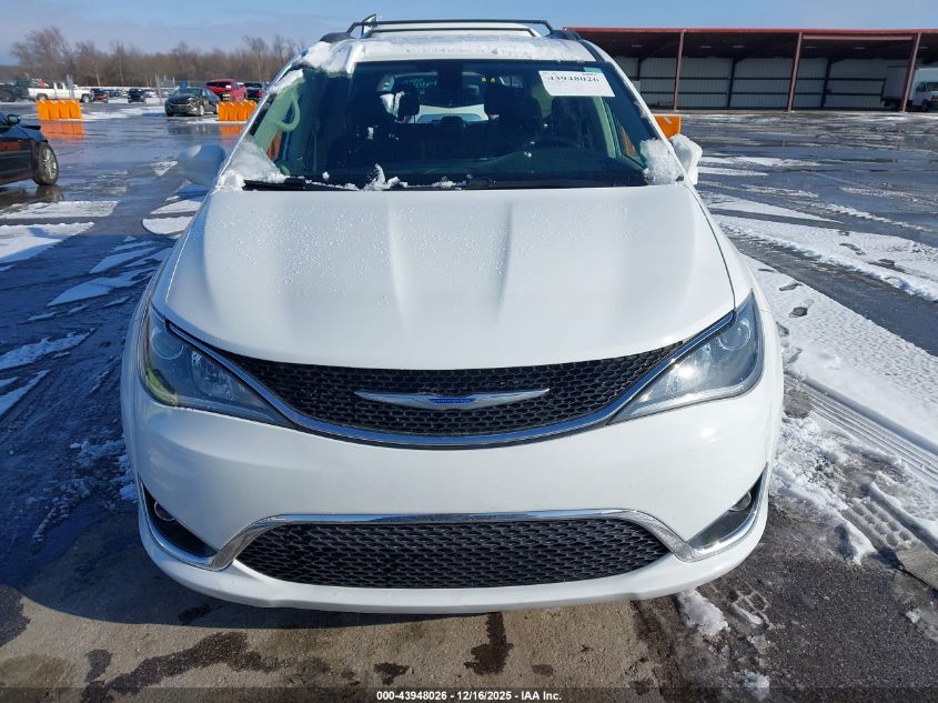 2018 Chrysler Pacifica Touring Plus VIN: 2C4RC1FG7JR101729 Lot: 43948026