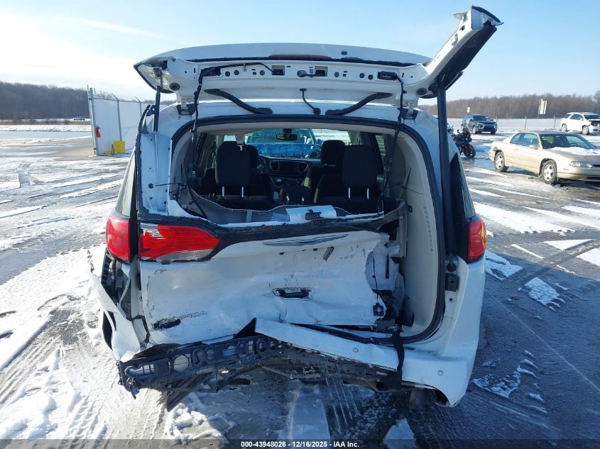 2018 Chrysler Pacifica Touring Plus VIN: 2C4RC1FG7JR101729 Lot: 43948026