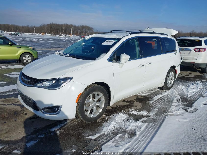 2018 Chrysler Pacifica Touring Plus VIN: 2C4RC1FG7JR101729 Lot: 43948026