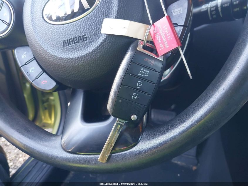 2018 Kia Soul + VIN: KNDJP3A50J7888222 Lot: 43948034