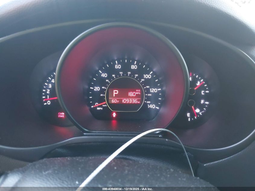 2018 Kia Soul + VIN: KNDJP3A50J7888222 Lot: 43948034