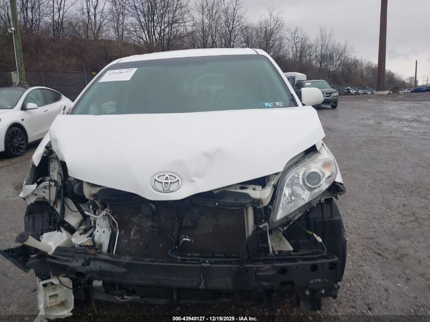 2017 Toyota Sienna Le 8 Passenger VIN: 5TDKZ3DC6HS884832 Lot: 43948127