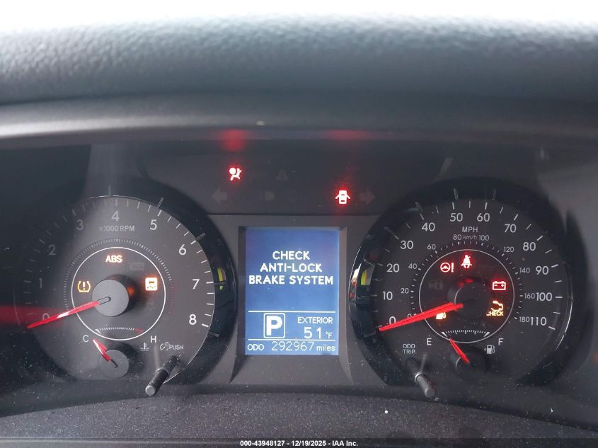 2017 Toyota Sienna Le 8 Passenger VIN: 5TDKZ3DC6HS884832 Lot: 43948127