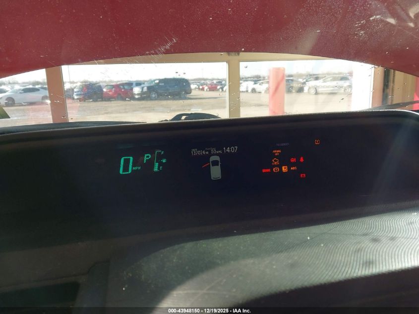 2013 Toyota Prius C Two VIN: JTDKDTB38D1537253 Lot: 43948150