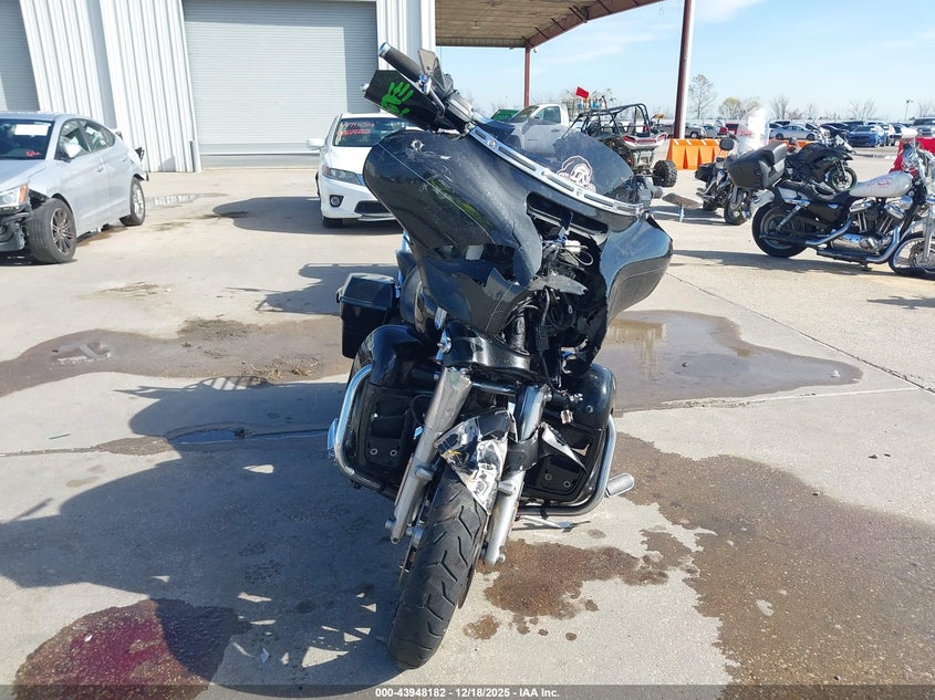 1HD1KRM11FB672165 2015 HARLEY-DAVIDSON STREET GLIDE photo no. 5